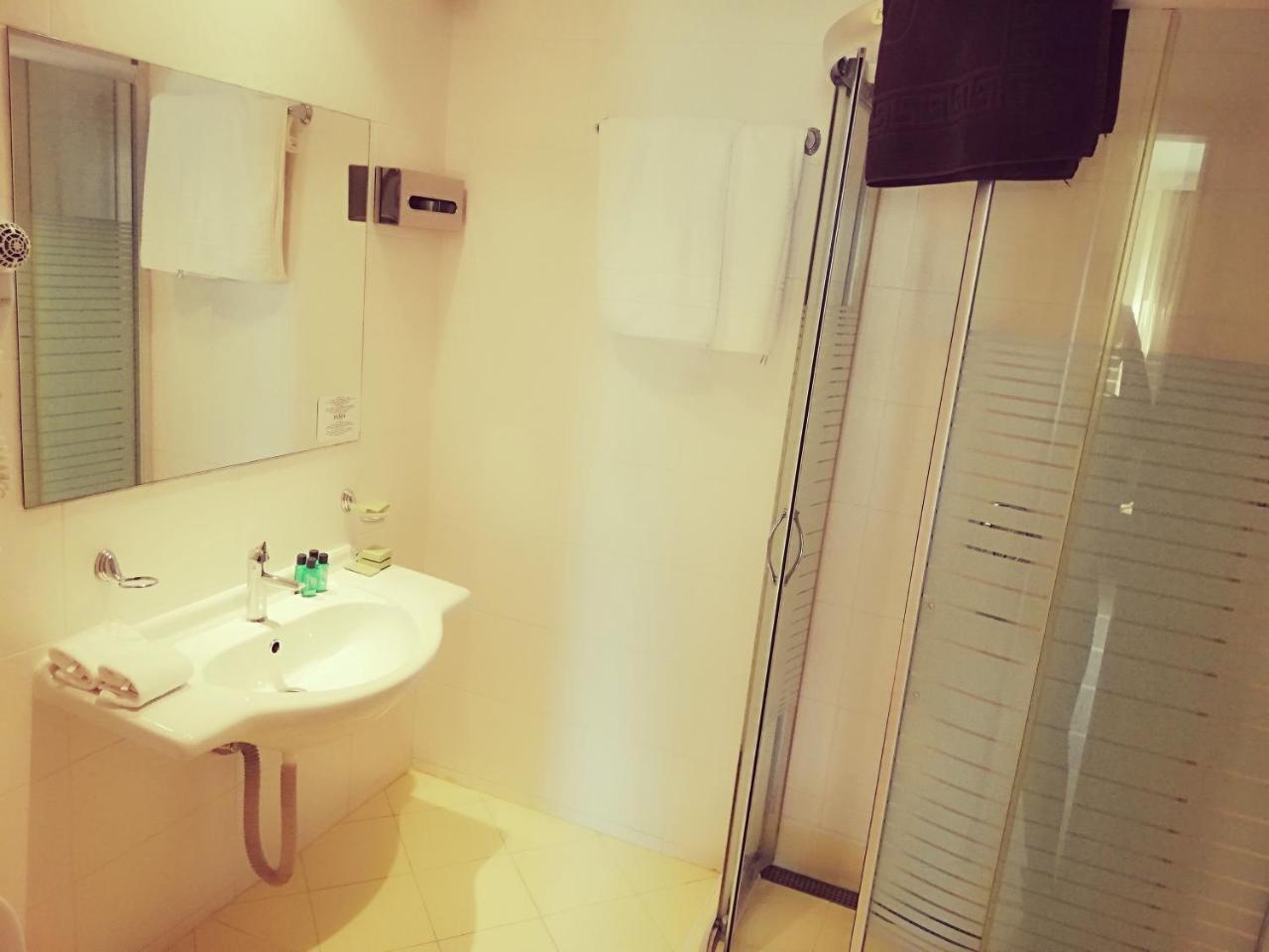 Hotel Plaza Бургас Экстерьер фото